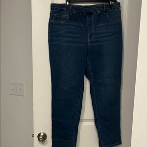 Women’s time and tru pull on straight leg jeans